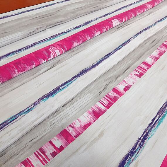 Black-out pruhy malinové