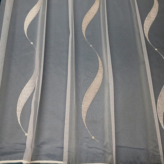 Organza s vlnkami