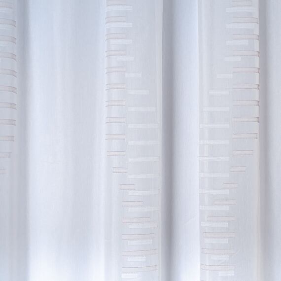 Voál s šedým a béžovým motivem