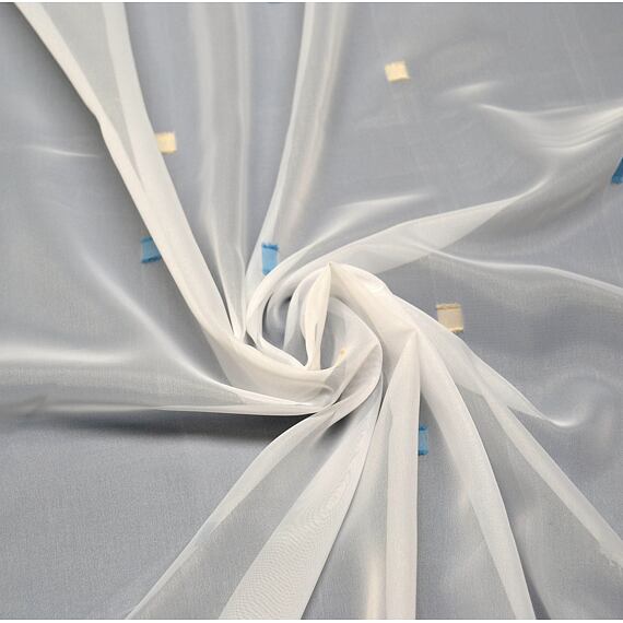 Voál s modro-žlutými kostičkami