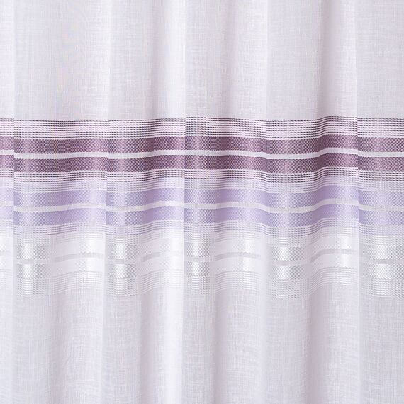 Závěs s fialovými pruhy