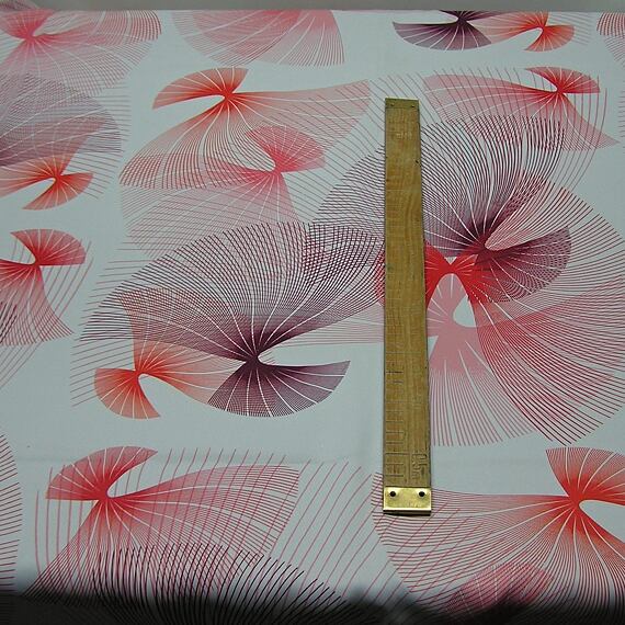 Červeno-fialová abstrakce