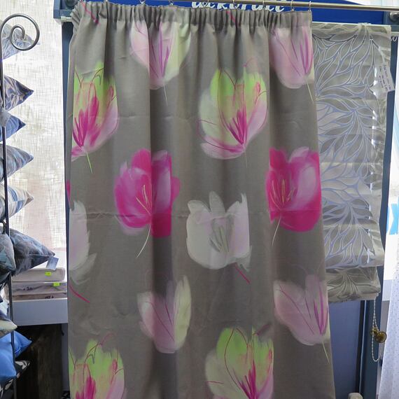 Závěs Black-out květy