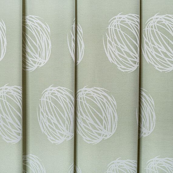 Vzorovaný závěs zelený