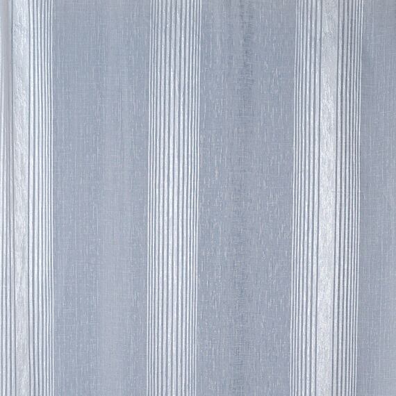 Voál s bílými pruhy