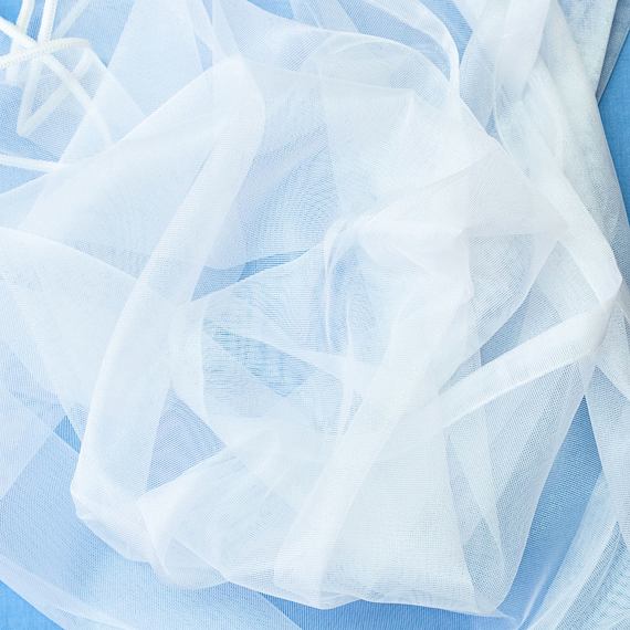 Voál 14, bílá organza